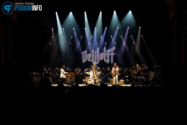 DeWolff op DeWolff / Het Metropole Orkest - 23/09 - Koninklijk Theater Carré foto