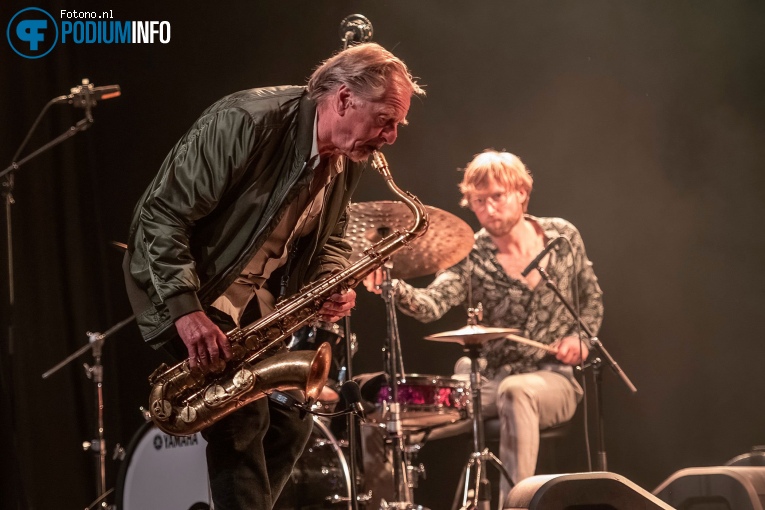 Hans Dulfer op Hans Dulfer - 11/06 - Victorie foto