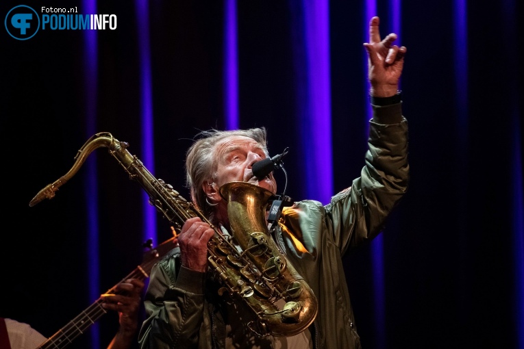 Hans Dulfer op Hans Dulfer - 11/06 - Victorie foto