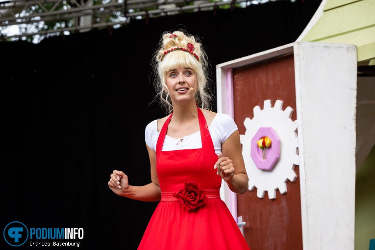 Juf Roos op Juf Roos - 11/07 - Zuiderparktheater foto