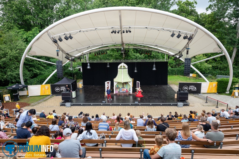 Juf Roos op Juf Roos - 11/07 - Zuiderparktheater foto