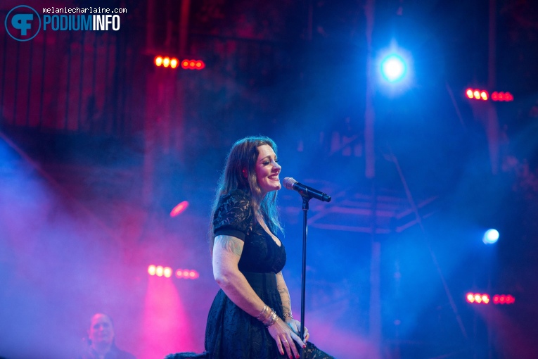 Floor Jansen op Floor Jansen - 15/07 - Het Zomer Theater foto