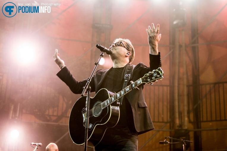 Guus Meeuwis op Het Zomer Theater: Guus Meeuwis - 23/07 - Pettelaarse Schans foto