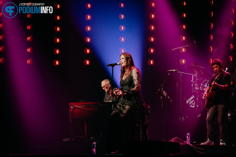 Floor Jansen op Floor Jansen - 1/9 - Afas Live foto