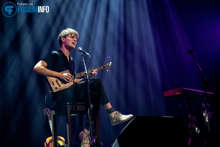 Melle op Leah Rye - 02/09 - Patronaat foto