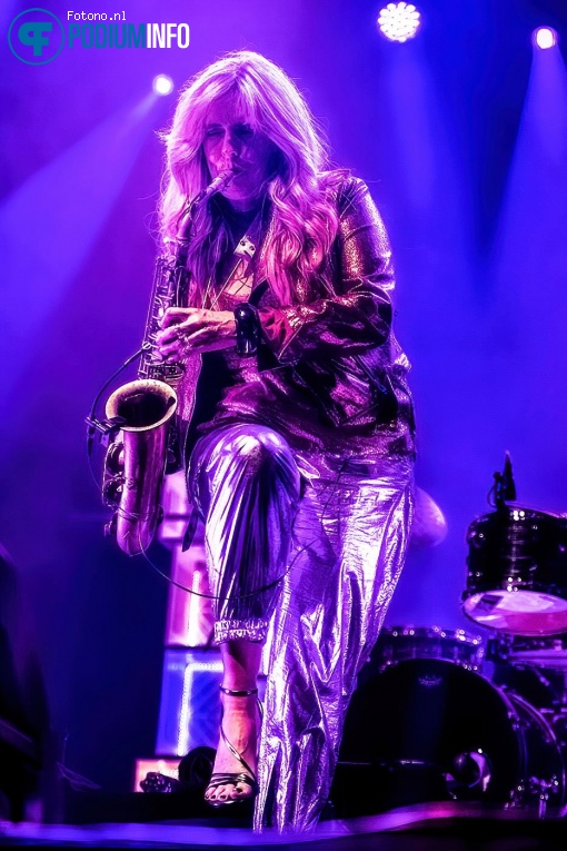 Candy Dulfer op Candy Dulfer - 03/09 - podium Victorie foto