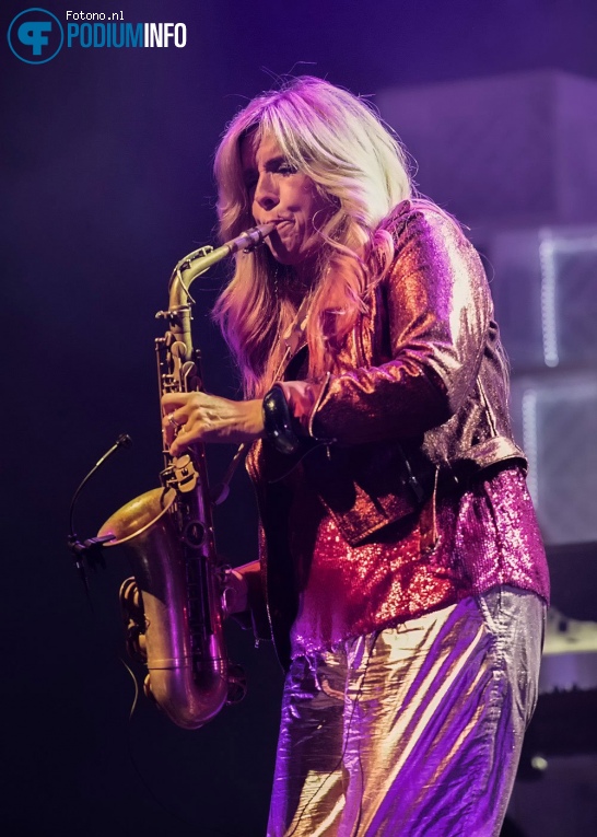 Candy Dulfer op Candy Dulfer - 03/09 - podium Victorie foto