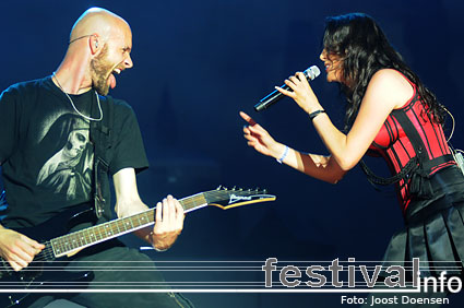 Within Temptation op Pukkelpop 2008 foto