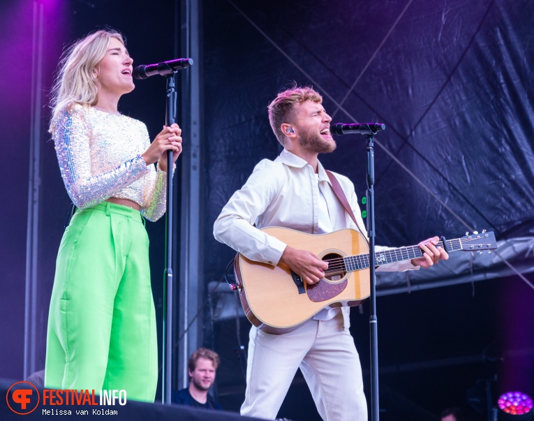 Suzan & Freek op Gelderpop 2021 foto