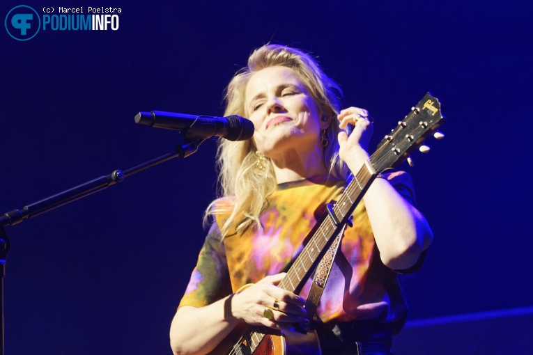 Ilse DeLange op Ilse Delange - 07/10 - Effenaar foto