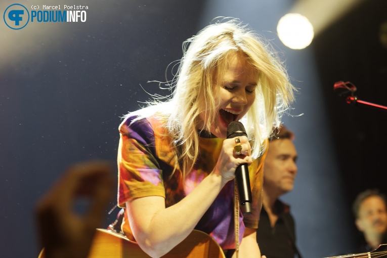 Ilse DeLange op Ilse Delange - 07/10 - Effenaar foto