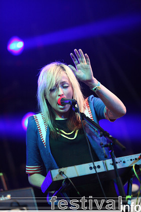 The Ting Tings op Lowlands 2008 foto