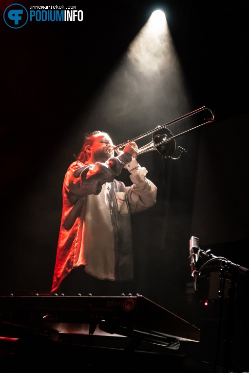 Nana Adjoa op Nana Adjoa - 8/10 - Metropool foto