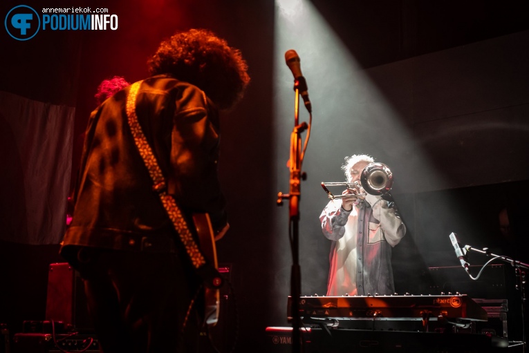 Nana Adjoa op Nana Adjoa - 8/10 - Metropool foto