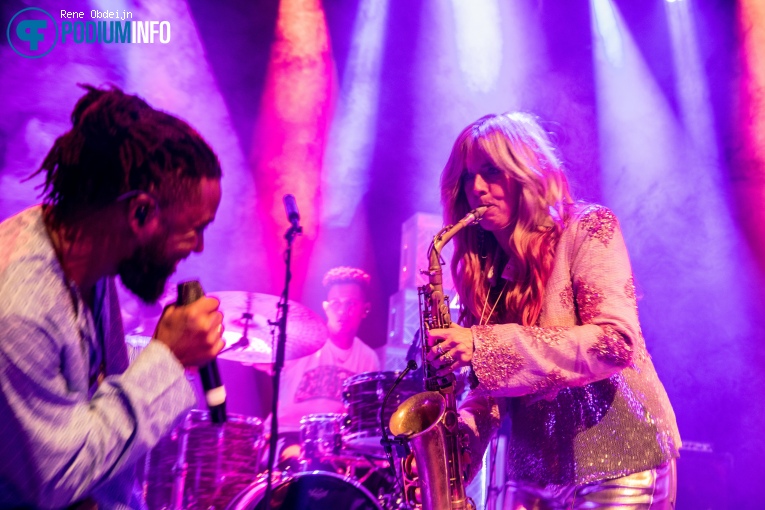Candy Dulfer op Candy Dulfer - 10/10 - Luxor Live foto