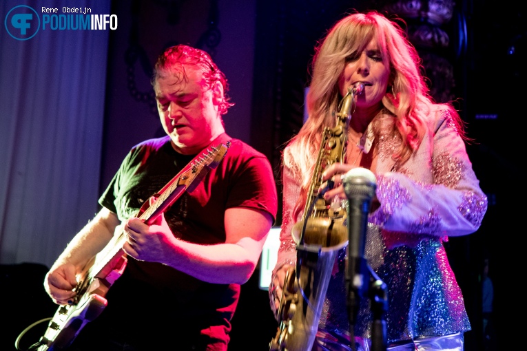 Candy Dulfer op Candy Dulfer - 10/10 - Luxor Live foto