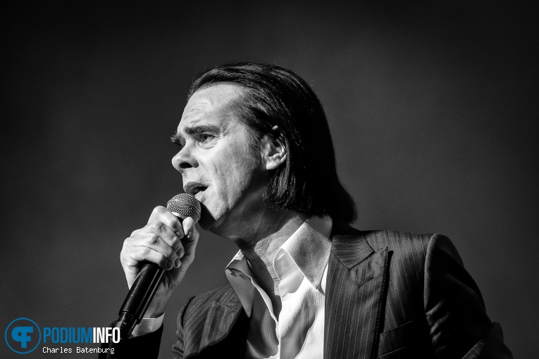 Nick Cave And Warren Ellis op Nick Cave and Warren Ellis - 17/10 - Koninklijk Theater Carré foto