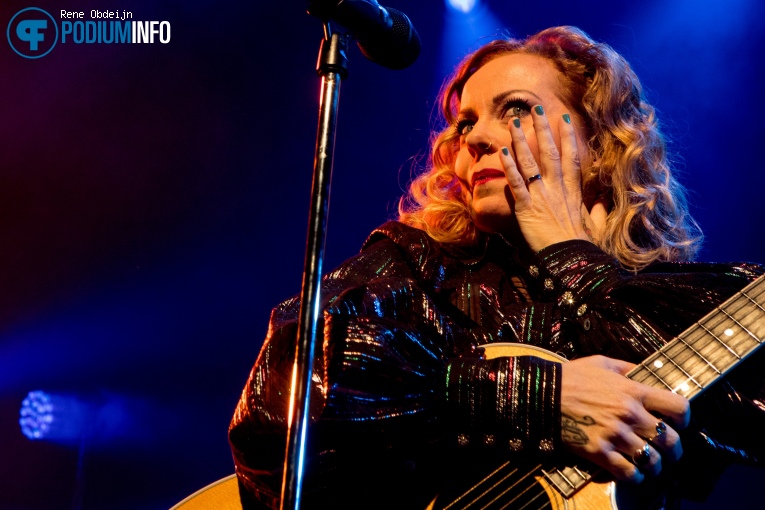 Anneke van Giersbergen op Anneke van Giersbergen - 17/10 - Hedon foto