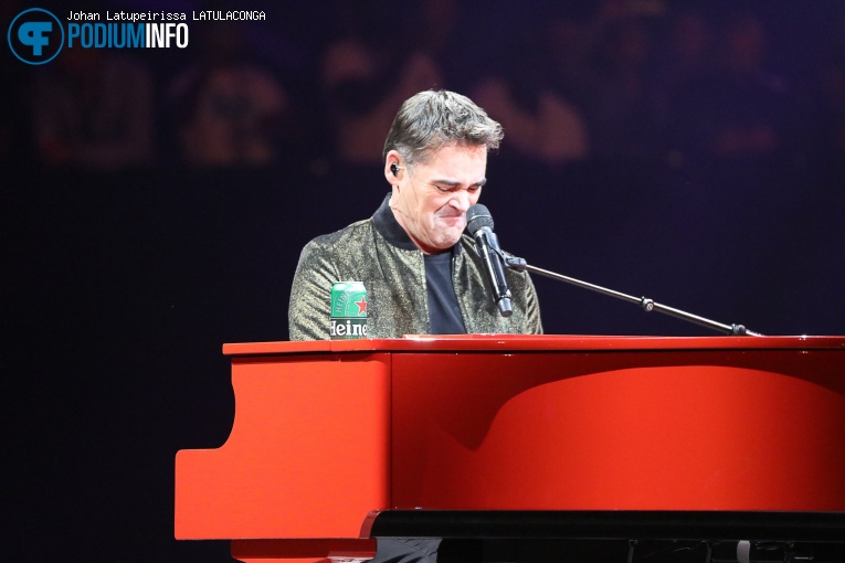 Jeroen van der Boom op Holland Zingt Hazes - 05/11 - Ziggo Dome foto