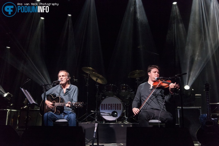 Sniff 'n' The Tears op Roachford / Sniff 'n' The Tears - 12/11 - Boerderij foto