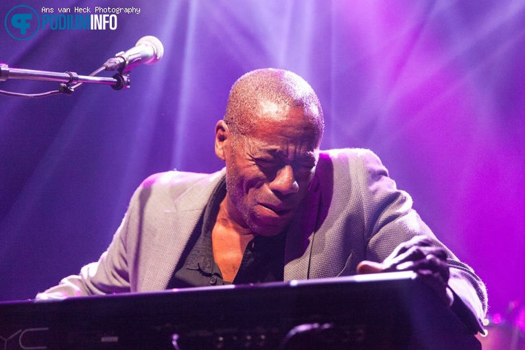 Roachford op Roachford / Sniff 'n' The Tears - 12/11 - Boerderij foto