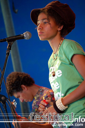 Nneka op deBeschaving 2008 foto