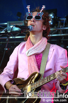 Mystery Jets op deBeschaving 2008 foto