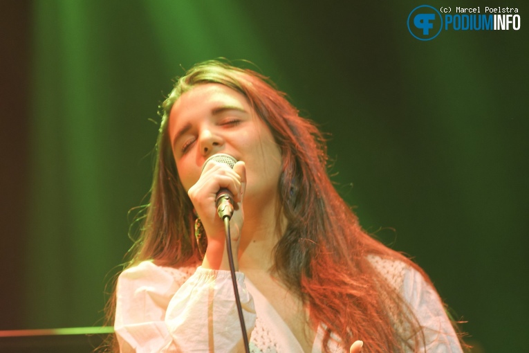 Amina op MEAU / 06/03 TivoliVredenburg foto