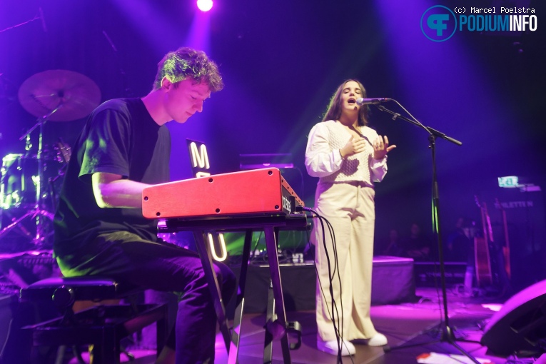 Amina op MEAU / 06/03 TivoliVredenburg foto