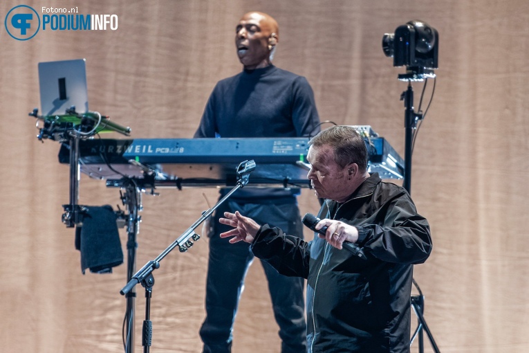 UB40 featuring Ali Campbell op UB40 featuring Ali (in memory of Astro) - 08/03 - Ziggo Dome foto