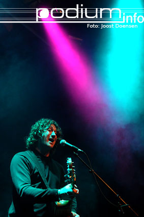 Bart Oostindie op Tracy Bonham - 01/09 - Nieuwe Nor foto