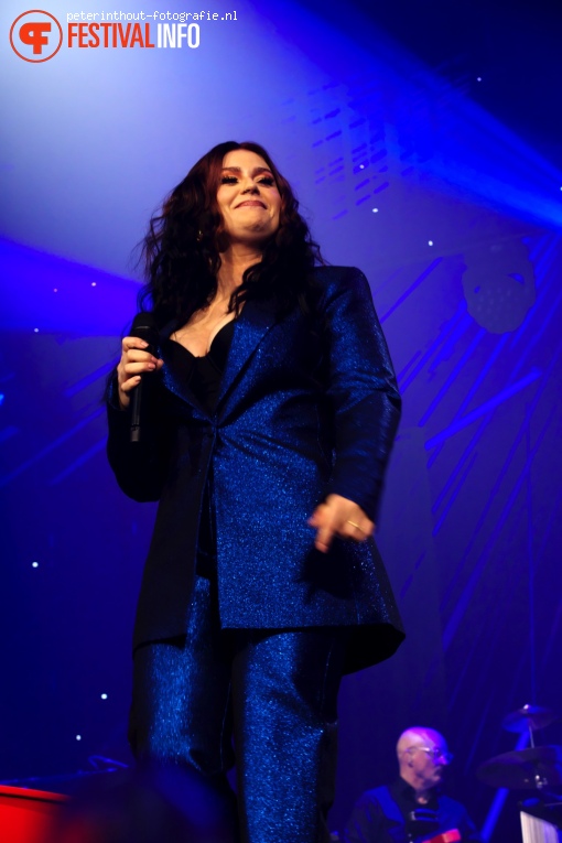 Roxeanne Hazes op Holland Zingt Hazes - 11/03 - Ziggo Dome foto