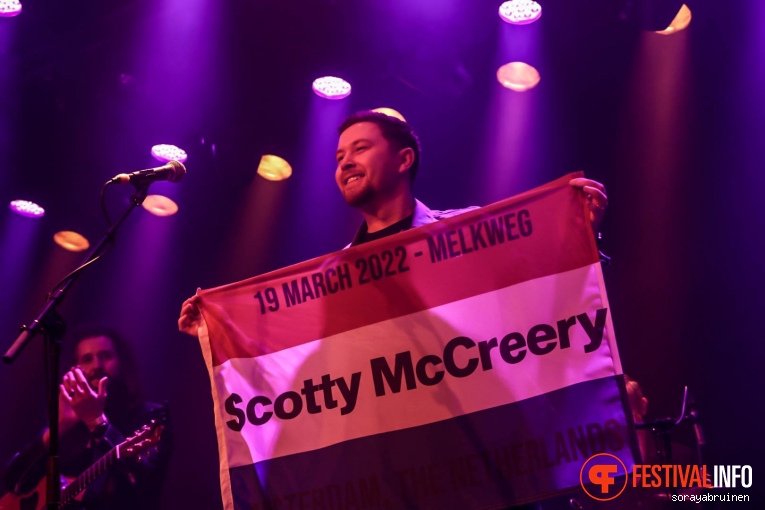 Scotty McCreery op Scotty McCreery - 19-03 - Melkweg foto