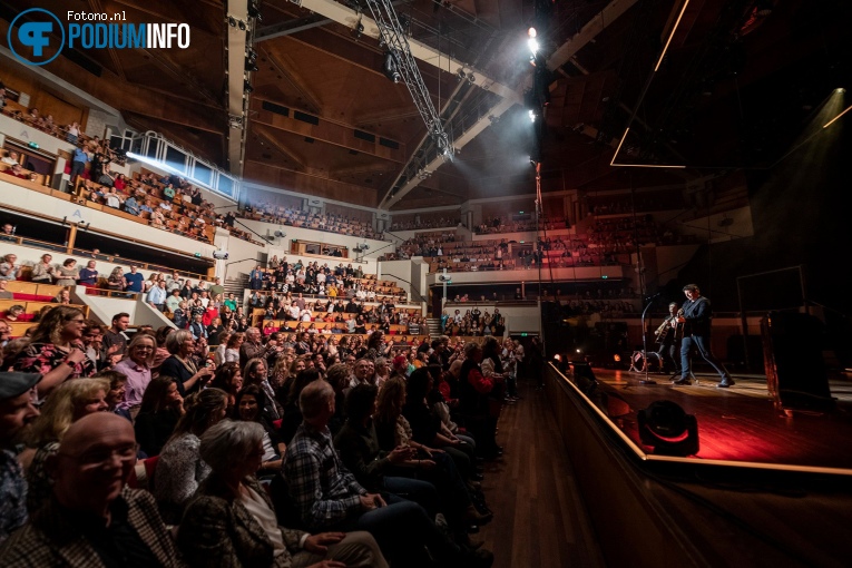 Patrick Bruel op Patrick Bruel - 22/03 - TivoliVredenburg foto