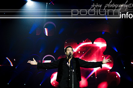 Lionel Richie op Symphonica in Rosso - 6/9 - Gelredome foto