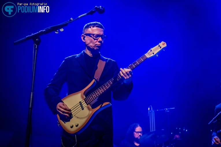 Hooverphonic op Hooverphonic with Orchestra - 29/03 - TivoliVredenburg foto