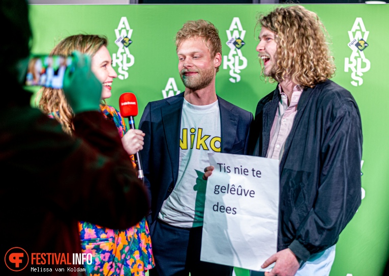 Wies (zangeres) op 3FM Awards 2022 foto