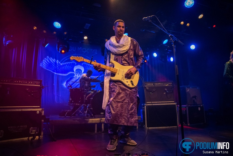 Mdou Moctar op Mdou Moctar - 04/04 - Paradiso foto