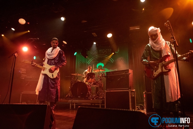 Mdou Moctar op Mdou Moctar - 04/04 - Paradiso foto