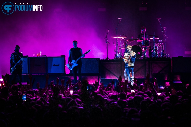 Nothing But Thieves op Nothing But Thieves - 15/04 - Ziggo Dome foto