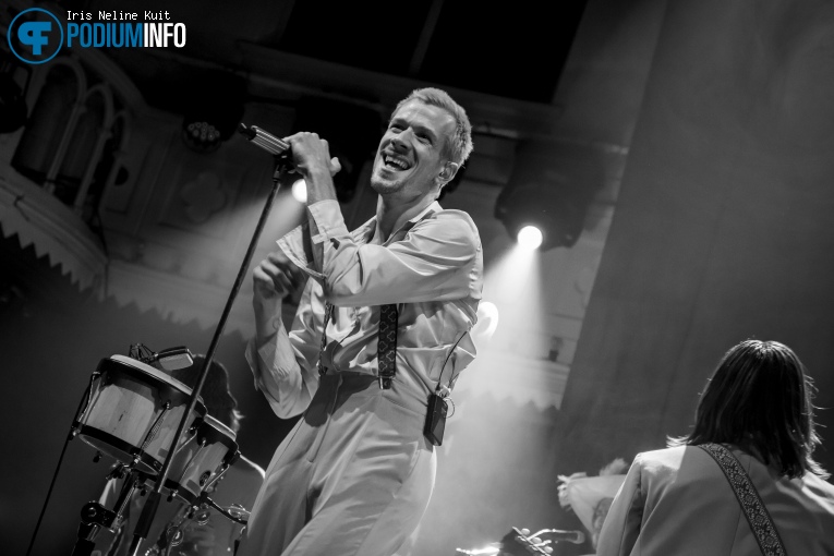 Son Mieux op Son Mieux - 16/04 - Paradiso foto