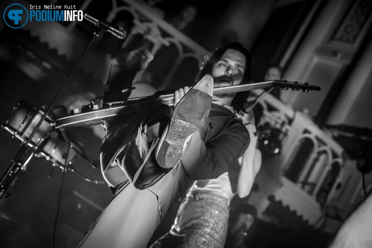 Son Mieux op Son Mieux - 16/04 - Paradiso foto