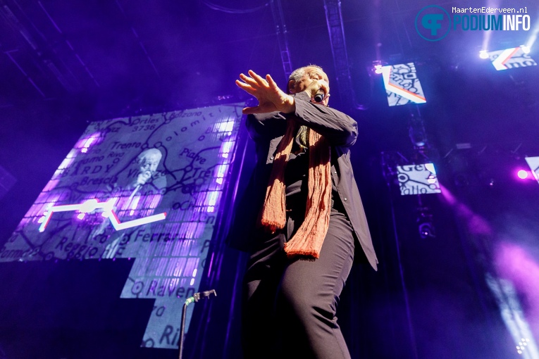 Simple Minds op Simple Minds - 19/04 -Ziggodome foto