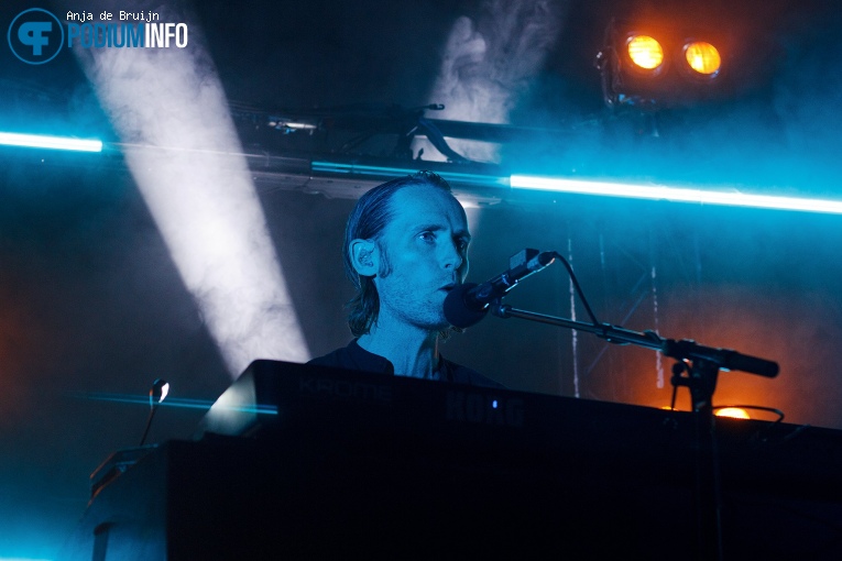 White Lies op White Lies - 20/04 - Maassilo foto