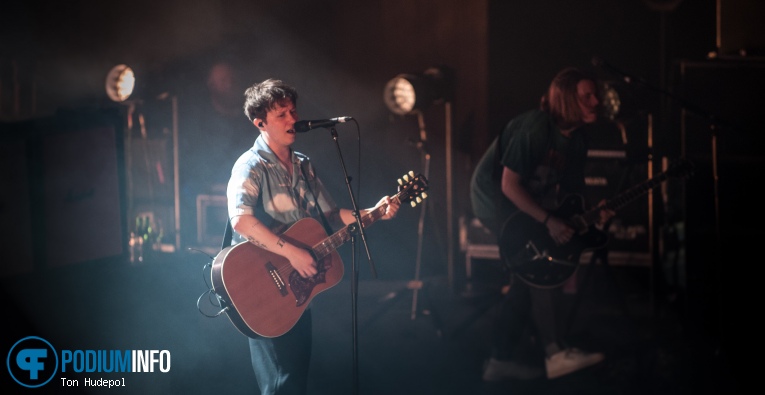 Nothing But Thieves op Nothing but Thieves - 21/04 - De Oosterpoort foto