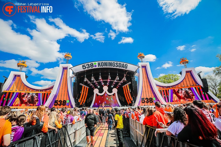 Kris Kross Amsterdam op 538 Koningsdag 2022 foto