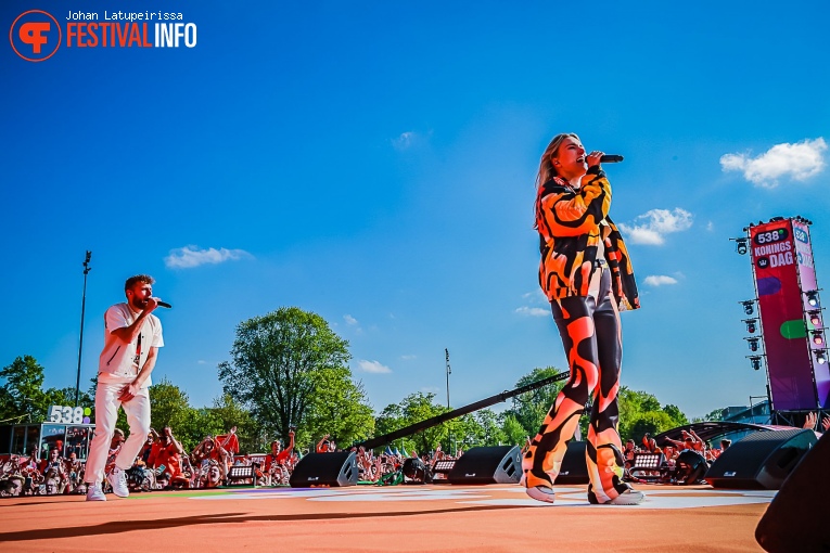 Suzan & Freek op 538 Koningsdag 2022 foto