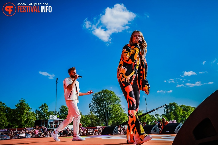 Suzan & Freek op 538 Koningsdag 2022 foto