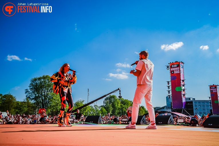 Suzan & Freek op 538 Koningsdag 2022 foto