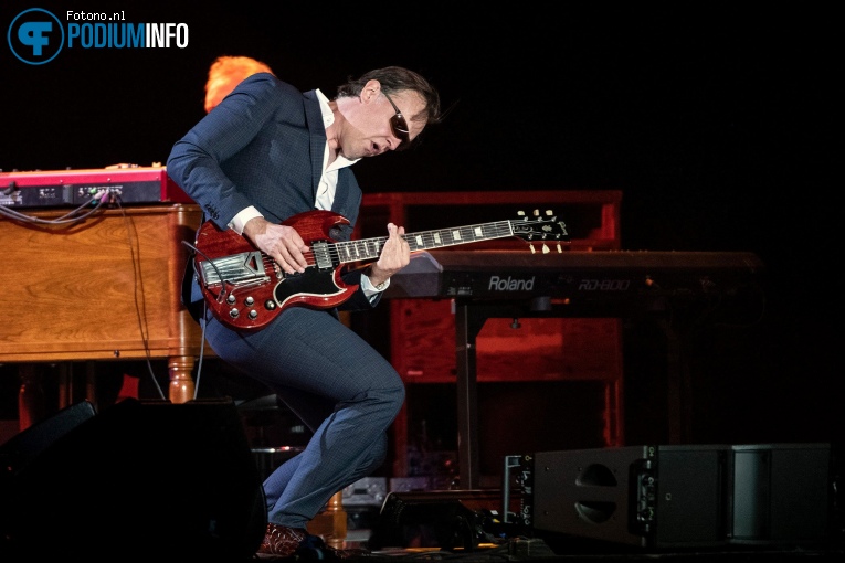 Joe Bonamassa op Joe Bonamassa - 30/04 - Ziggo Dome foto